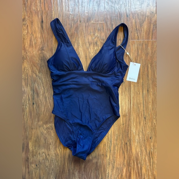 Quince Italian Plunge Wrap One Piece Swimsuit in Navy Blue women’s size M NWT - Picture 1 of 6